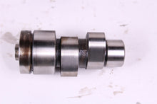 Load image into Gallery viewer, 2006 CAN AM OUTLANDER 800 FRONT CAMSHAFT WITH ROCKERS / CAM