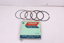 Load image into Gallery viewer, 1978-1979 YAMAHA XS750 NOS OEM STD PISTON RINGS 2F3-11610-03