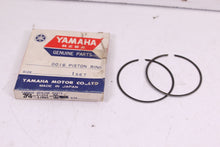 Load image into Gallery viewer, 1978-1981 YAMAHA YZ125 NOS OEM STD PISTON RINGS 2K6-11601-00