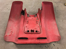Load image into Gallery viewer, 1988 HONDA TRX250R MAIER REAR FENDER