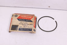 Load image into Gallery viewer, 1969-1971 YAMAHA DT1 MX NOS OEM STD PISTON RING 285-11611-00