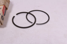 Load image into Gallery viewer, 1964-1965 Yamaha YF1 NOS OEM STD Piston Rings  109-11610-01