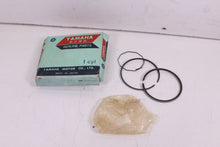 Load image into Gallery viewer, YAMAHA NOS OEM PISTON RINGS 361-11610-11