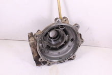Load image into Gallery viewer, 2002 POLARIS SPORTSMAN 700 FRONT DIFFERENTIAL LEFT CASE / DIFF COVER