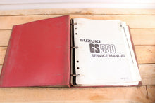 Load image into Gallery viewer, Suzuki GS550 GS 550 OEM Service Manual 99500-35011-03E3