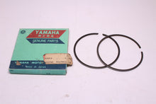 Load image into Gallery viewer, 1975-1976 Yamaha DT400 NOS OEM 2nd Over Piston Rings  500-11610-20