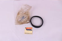 Load image into Gallery viewer, 1973-1974 YAMAHA TX750 SPEEDOMETER TACHOMETER RUBBER DAMPER