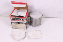 Load image into Gallery viewer, 1985 YAMAHA YZ125 WISECO 4TH OVER PISTON AND RING 521P4