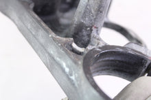 Load image into Gallery viewer, 2014 SUZUKI GSXR 1000 TOP TRIPLE CLAMP / TREE 1,911 MILES