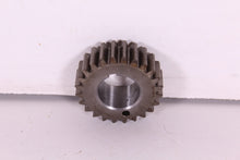 Load image into Gallery viewer, KAWASASKI F6 F7 KD175 KE175 NOS OEM PRIMARY PINION GEAR - TRANSMISSION
