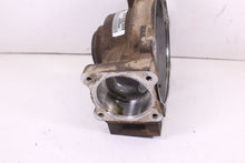 Load image into Gallery viewer, 2002 POLARIS SPORTSMAN 700 FRONT DIFFERENTIAL LEFT CASE / DIFF COVER