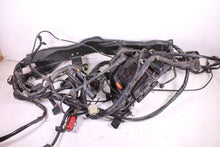 Load image into Gallery viewer, 2012 HARLEY DAVIDSON FLHTCU ULTRA CLASSIC ELECTRA GLIDE WIRE HARNESS / WIRING