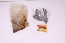 Load image into Gallery viewer, YAMAHA NOS OEM SHIFTER BRACKET 116-18431-03   U5