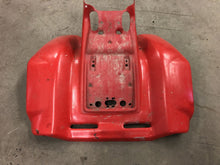 Load image into Gallery viewer, 1988 HONDA TRX250R MAIER REAR FENDER