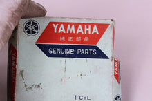 Load image into Gallery viewer, YAMAHA NOS OEM 4TH 1.00 OVER PISTON RINGS 164-11601-42