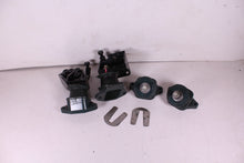 Load image into Gallery viewer, 2000 YAMAHA GP 800 MOTOR MOUNTS / ENGINE RUBBER BRACES