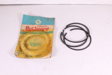 Load image into Gallery viewer, Chrysler Outboard Motor Pison Rings S35260