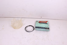 Load image into Gallery viewer, 1973-1975 YAMAHA RD250 NOS OEM PISTON RINGS 361-11610-12