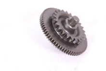 Load image into Gallery viewer, 1974 HONDA CB550 STARTER REDUCTION GEAR / IDLER