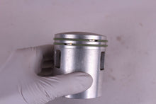 Load image into Gallery viewer, 1969 Yamaha SL396 NOS OEM STD Piston with Rings - SL 396