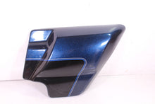 Load image into Gallery viewer, 2012 HARLEY DAVIDSON FLHTCU ULTRA CLASSIC 103 RIGHT SIDE COVER