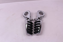 Load image into Gallery viewer, 2012 HARLEY DAVIDSON FLHX STREET GLIDE HIGHWAY FOOT PEGS  1.25" BARS