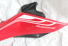 Load image into Gallery viewer, 2011 HUSQVARNA HUSKY TE 511 449 RIGHT SIDE COVER