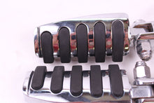 Load image into Gallery viewer, 2012 HARLEY DAVIDSON FLHX STREET GLIDE HIGHWAY FOOT PEGS  1.25" BARS