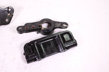 Load image into Gallery viewer, 2012 HARLEY DAVIDSON FLHTCU ULTRA CLASSIC 103 MOTOR MOUNTS