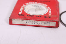 Load image into Gallery viewer, 1977-1978 HONDA CB550 NOS OEM STD PISTON RINGS 13011-374-000
