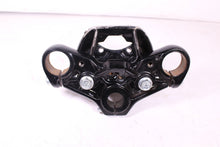 Load image into Gallery viewer, HARLEY DAVIDSON STREET 750 UPPER TRIPLE CLAMP / TREE
