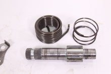 Load image into Gallery viewer, 2005 SUZUKI RM85 K5 KICK SHAFT