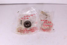 Load image into Gallery viewer, KAWASASKI F6 F7 KD175 KE175 NOS OEM PRIMARY PINION GEAR - TRANSMISSION