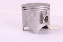 Load image into Gallery viewer, 1980 YAMAHA YZ465 NOS 1ST OVER PISTON - YZ 465