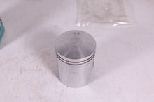 Load image into Gallery viewer, YAMAHA YD3 250 NOS OEM STD PISTON 148-11631-00-96   53.96mm